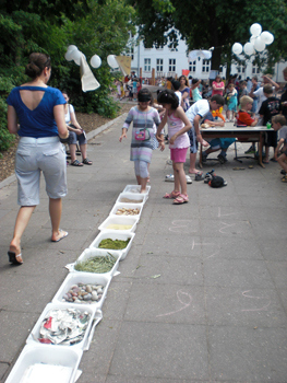2010_schulfest_33_fu#206FE0