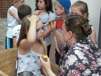 2010_schulfest_48_schminken